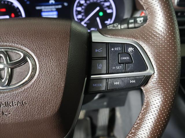 2023 Toyota Sienna Platinum