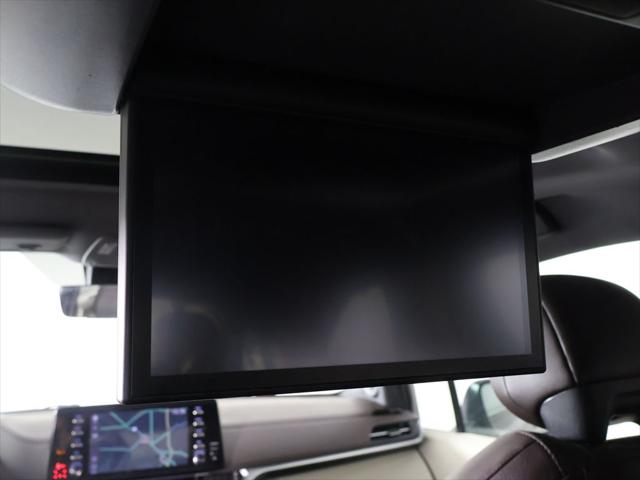 2023 Toyota Sienna Platinum