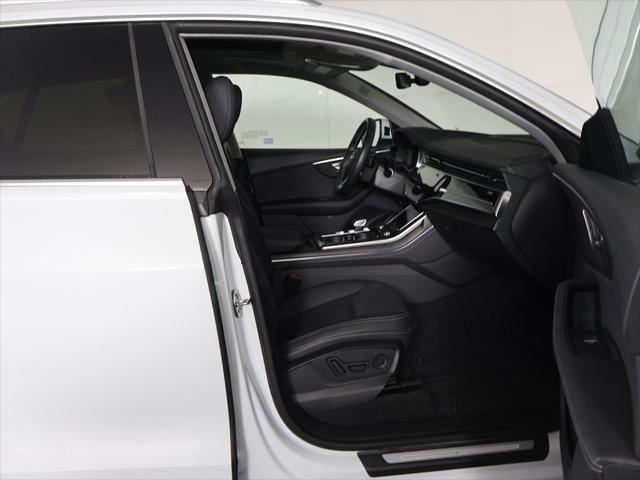 2023 Audi Q8 Premium Plus 55 TFSI quattro Tiptronic