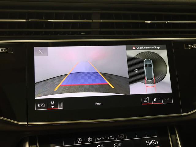 2023 Audi Q8 Premium Plus 55 TFSI quattro Tiptronic
