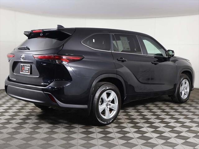2024 Toyota Highlander LE