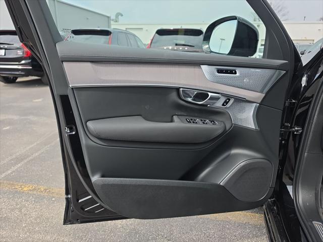 2026 Volvo XC90 Ultra Dark Theme, B6 AWD Gas (mild hybrid), Gasoline, 6 Seats
