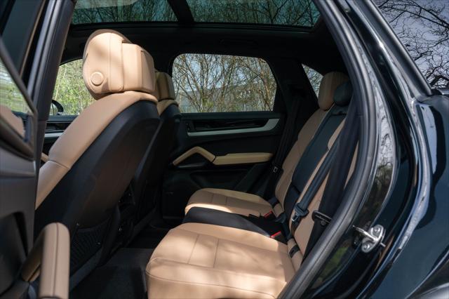 2026 Porsche Cayenne Base