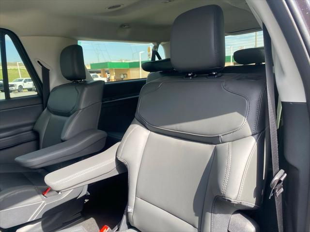 2026 Ford Expedition Max Active MAX