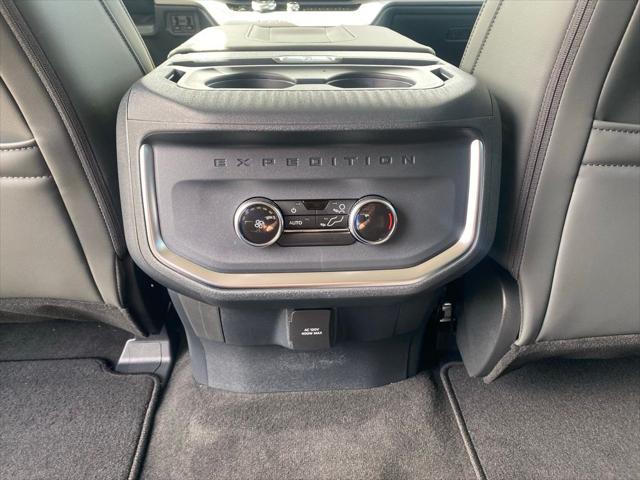 2026 Ford Expedition Max Active MAX