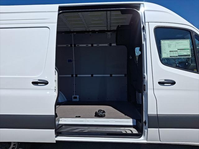 2026 Mercedes-Benz Sprinter 2500 Cargo 144 WB