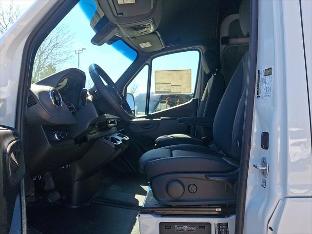 2026 Mercedes-Benz Sprinter 2500 Cargo 144 WB