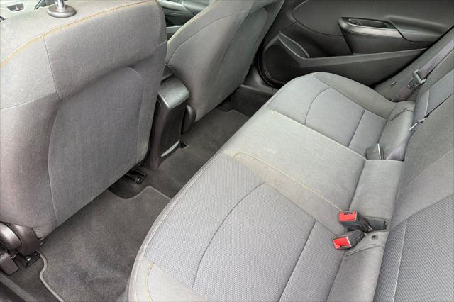 2017 Chevrolet Cruze LS Auto