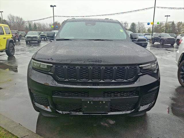 2022 Jeep Grand Cherokee L Altitude 4x4