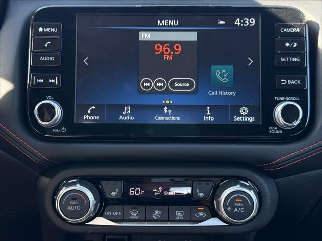 2025 Nissan Versa 1.6 SR