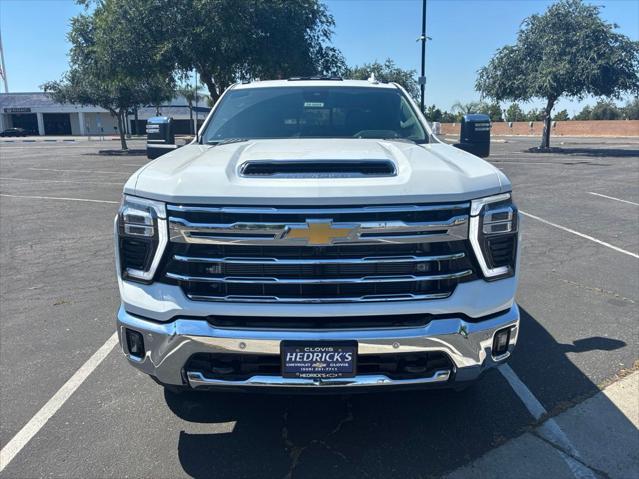 2026 Chevrolet Silverado 3500HD Crew Cab, Long Bed, LTZ Dual Rear Wheel, RWD