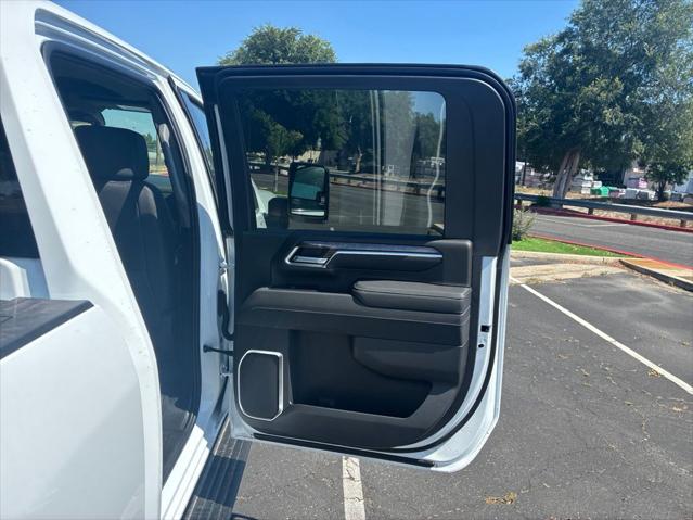 2026 Chevrolet Silverado 3500HD Crew Cab, Long Bed, LTZ Dual Rear Wheel, RWD
