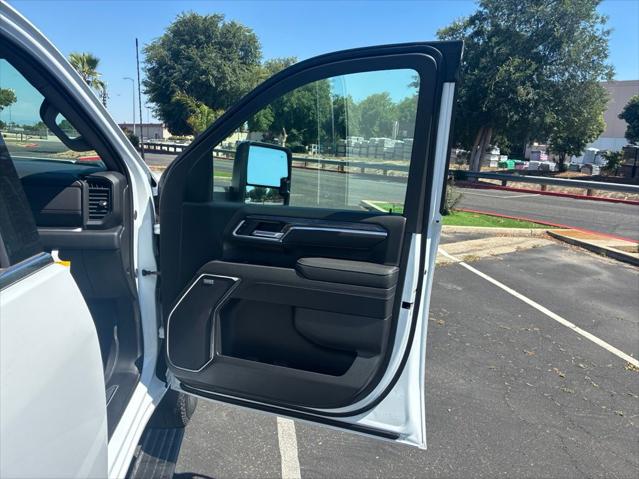 2026 Chevrolet Silverado 3500HD Crew Cab, Long Bed, LTZ Dual Rear Wheel, RWD