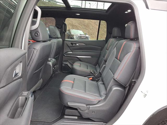 2024 Chevrolet Traverse AWD RS