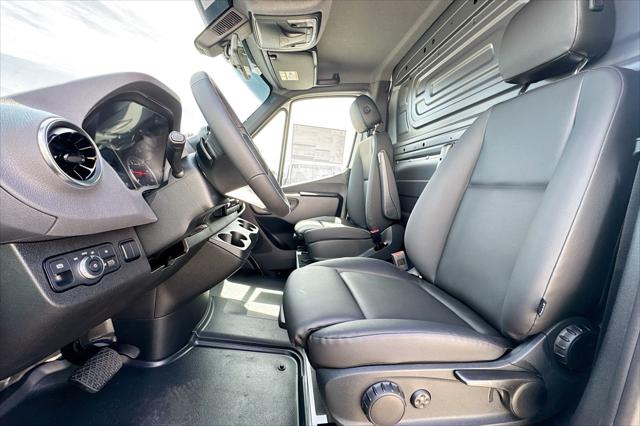 2026 Mercedes-Benz Sprinter 2500 Standard Roof 4-Cyl Diesel HO