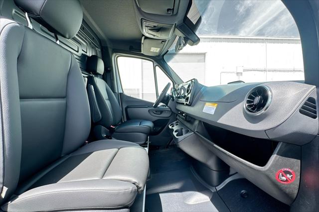 2026 Mercedes-Benz Sprinter 2500 Standard Roof 4-Cyl Diesel HO