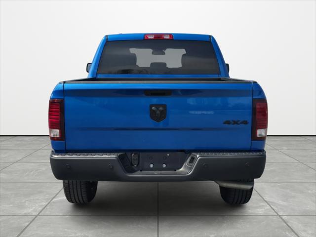 2024 Ram 1500 Classic Warlock Crew Cab 4x4 5'7" Box