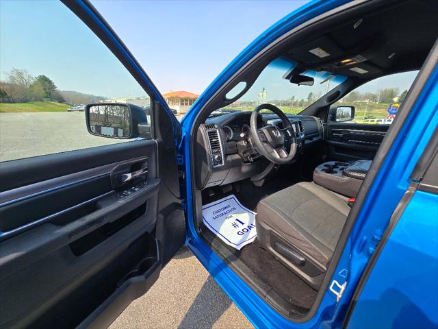 2024 Ram 1500 Classic Warlock Crew Cab 4x4 5'7" Box