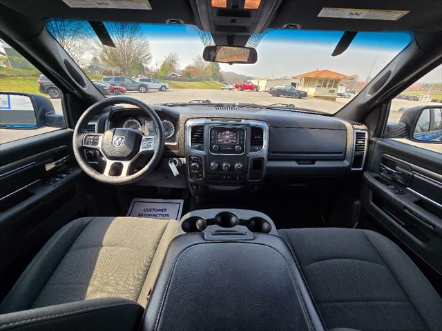 2024 Ram 1500 Classic Warlock Crew Cab 4x4 5'7" Box