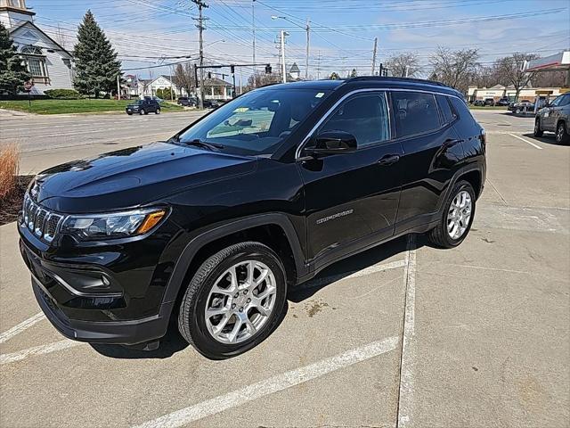 2023 Jeep Compass Latitude Lux FWD