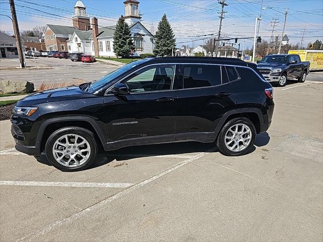 2023 Jeep Compass Latitude Lux FWD