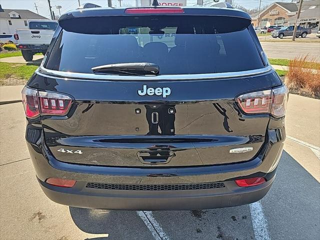 2023 Jeep Compass Latitude Lux FWD