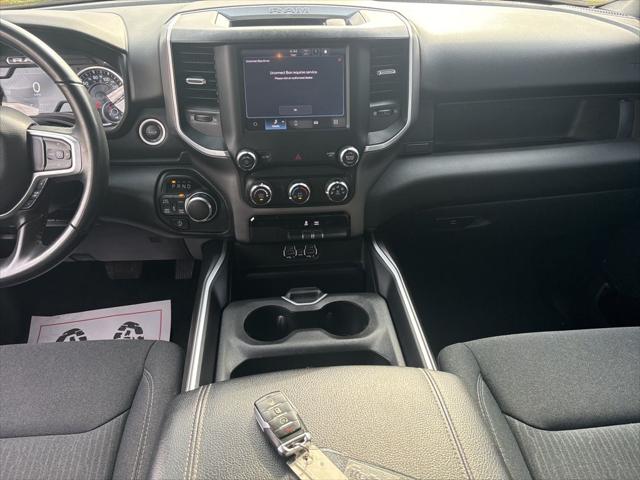 2022 Ram 1500 Big Horn Crew Cab 4x4 5'7" Box