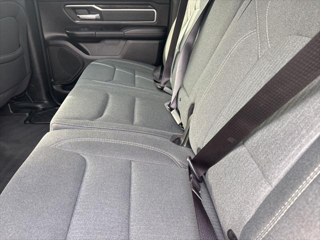 2022 Ram 1500 Big Horn Crew Cab 4x4 5'7" Box