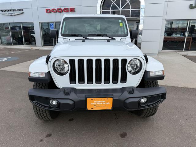 2023 Jeep Wrangler 4-Door Sahara Altitude 4x4