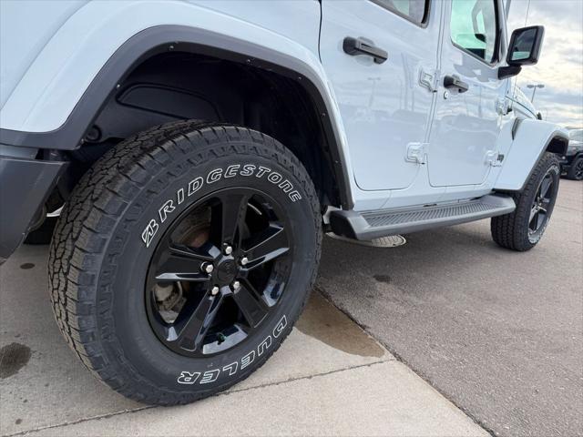 2023 Jeep Wrangler 4-Door Sahara Altitude 4x4