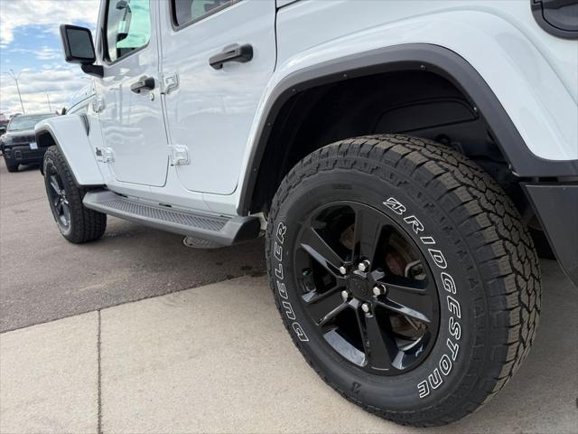 2023 Jeep Wrangler 4-Door Sahara Altitude 4x4