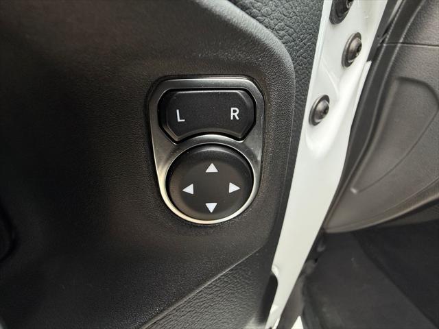2023 Jeep Wrangler 4-Door Sahara Altitude 4x4