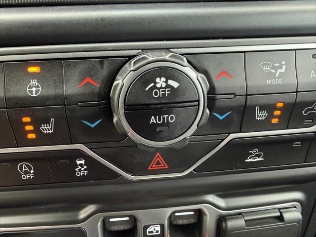 2023 Jeep Wrangler 4-Door Sahara Altitude 4x4