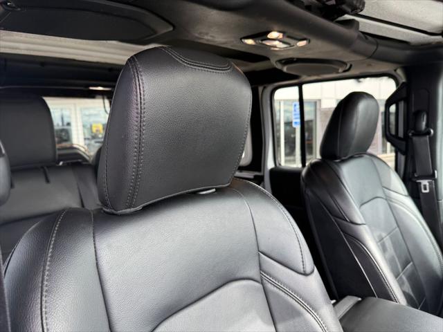 2023 Jeep Wrangler 4-Door Sahara Altitude 4x4