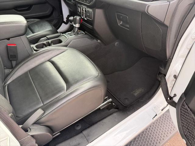 2023 Jeep Wrangler 4-Door Sahara Altitude 4x4