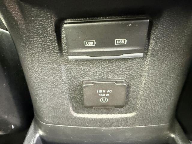 2023 Jeep Wrangler 4-Door Sahara Altitude 4x4