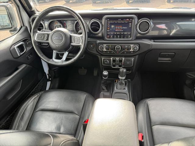 2023 Jeep Wrangler 4-Door Sahara Altitude 4x4