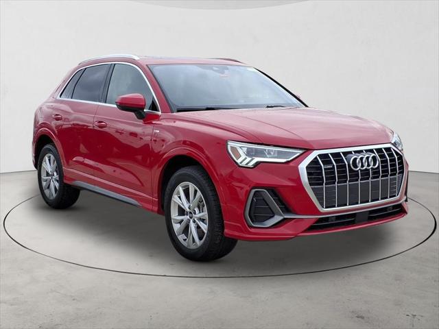 2025 Audi Q3 Premium 45 TFSI S line quattro Tiptronic
