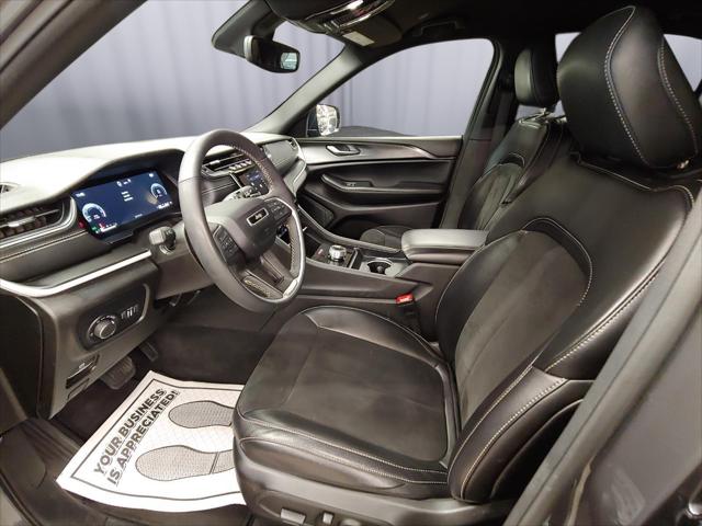 2024 Jeep Grand Cherokee L Altitude 4x4