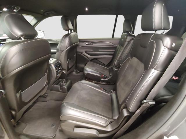 2024 Jeep Grand Cherokee L Altitude 4x4