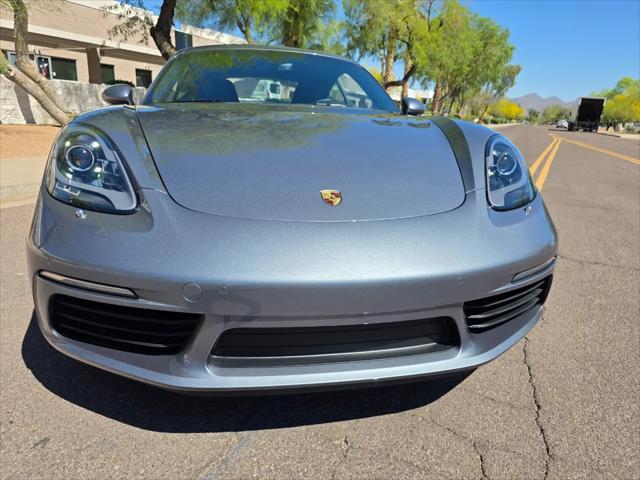 2025 Porsche 718 Cayman S