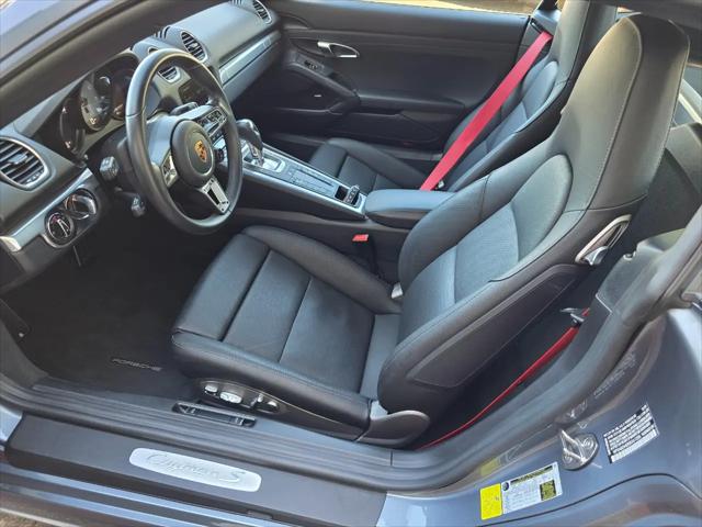 2025 Porsche 718 Cayman S