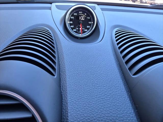 2025 Porsche 718 Cayman S