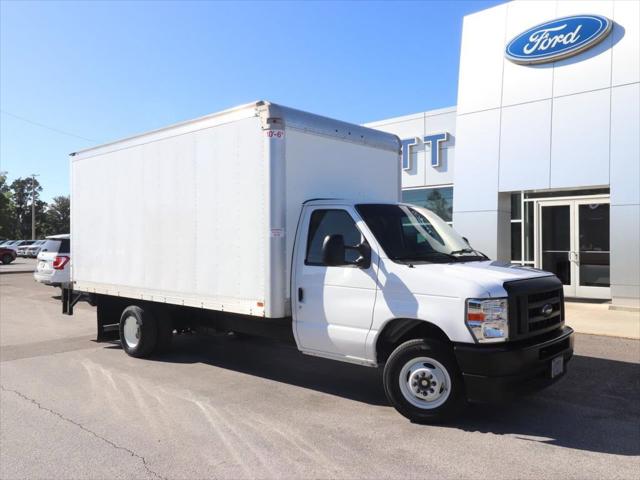 2024 Ford E-450 Cutaway Unknown