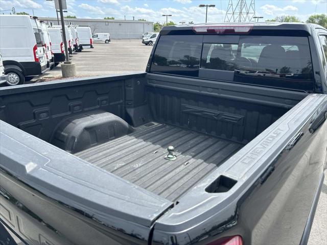 2022 Chevrolet Silverado 1500 4WD Crew Cab Short Bed ZR2