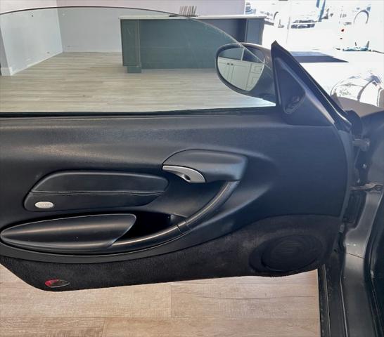 2002 Porsche Boxster 2dr Roadster Tiptronic