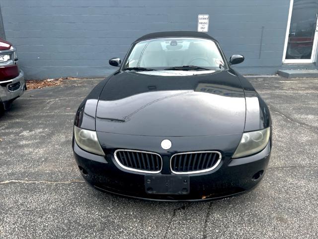 2005 BMW Z4 2.5i