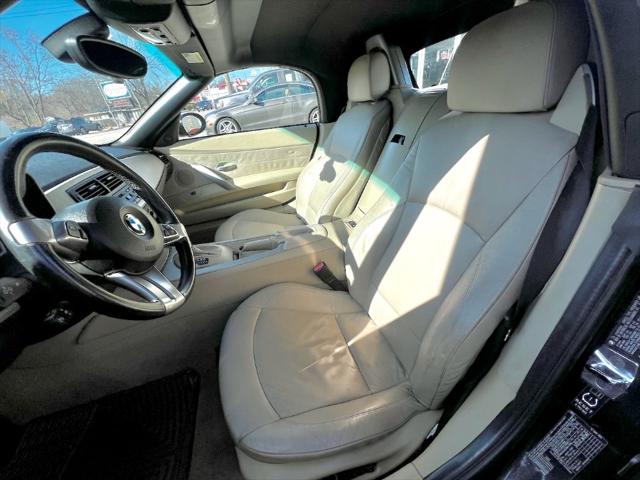 2005 BMW Z4 2.5i