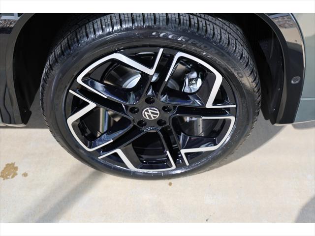 2026 Volkswagen Tiguan SEL R-Line Turbo