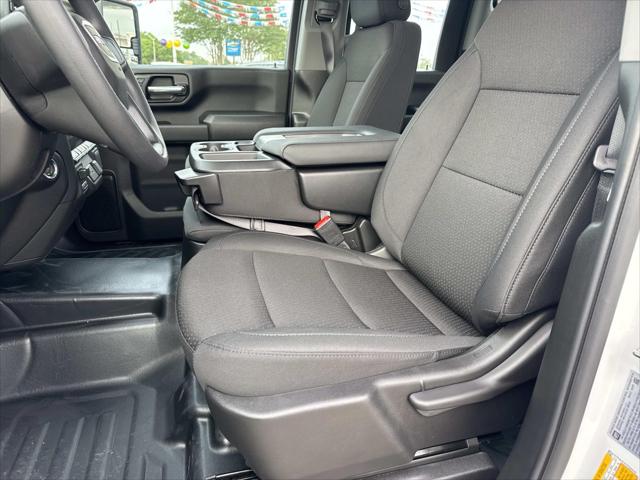 2026 GMC Sierra 2500HD Double Cab, Standard Bed, Pro, RWD